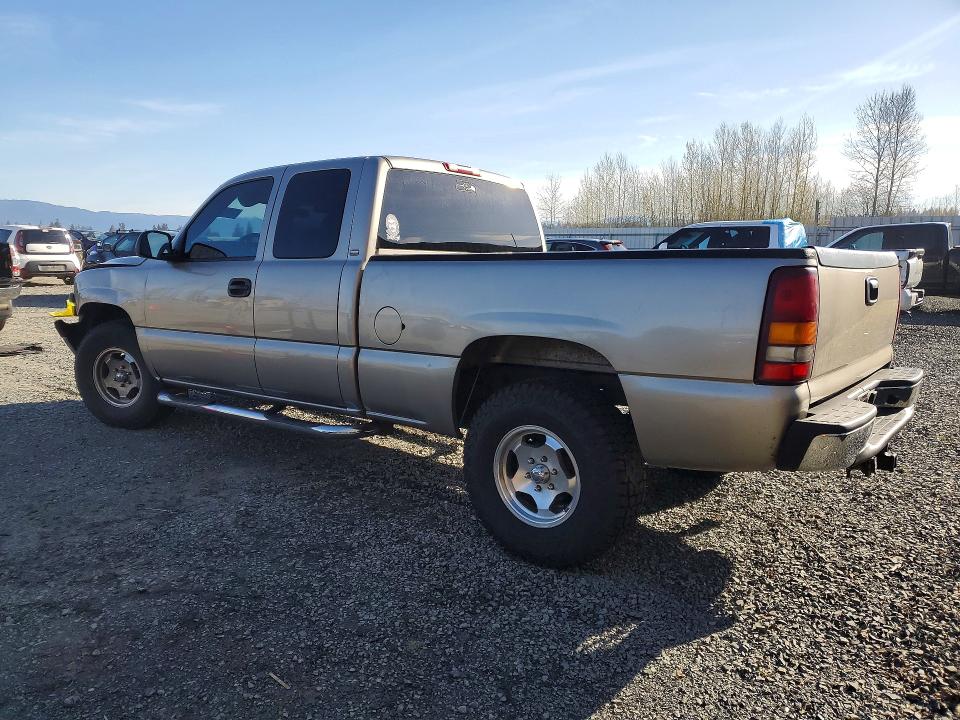 2002 Chevrolet Silverado მანქანა იყიდება აუქციონზე, vin: 2GCEK19V821268855, აუქციონის ნომერი: 48976896