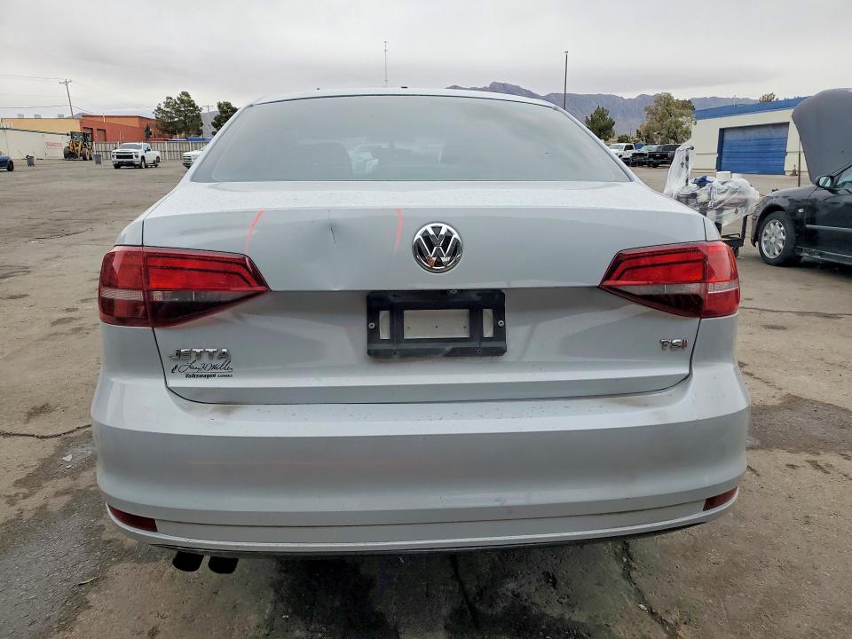 51042546 :رقم المزاد ، 3VW2B7AJ8HM307487 vin ، 2017 Volkswagen Jetta مزاد بيع