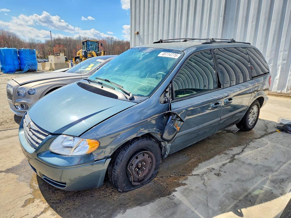 2006 Chrysler Town & Country მანქანა იყიდება აუქციონზე, vin: 1A4GP45R06B518058, აუქციონის ნომერი: 48114776