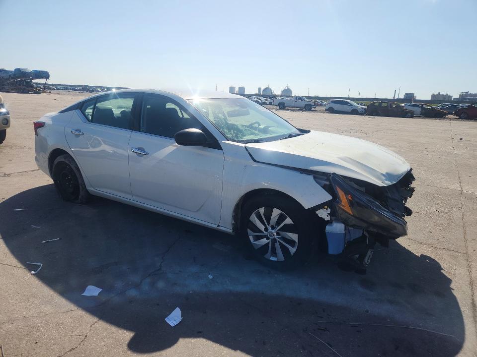 2024 Nissan Altima მანქანა იყიდება აუქციონზე, vin: 1N4BL4BV2RN422244, აუქციონის ნომერი: 50331946