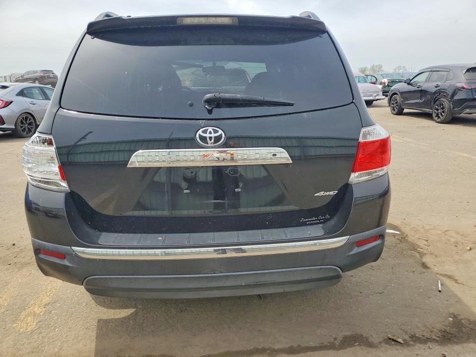50187856 :رقم المزاد ، 5TDBK3EH9BS070809 vin ، 2011 Toyt Highlander مزاد بيع