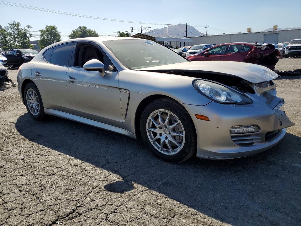51365386 :رقم المزاد ، WP0AA2A75CL012012 vin ، 2012 Porsche Panamera مزاد بيع