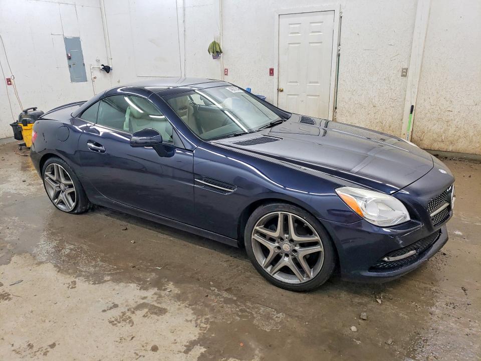 Продажа на аукционе авто 2015 Mercedes-benz Slk, vin: WDDPK4HA8FF097764, номер лота: 48677646
