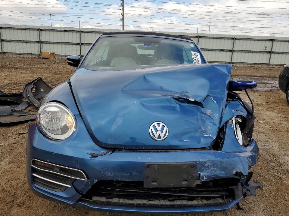 2017 Volkswagen Beetle მანქანა იყიდება აუქციონზე, vin: 3VW517AT7HM816357, აუქციონის ნომერი: 50585316