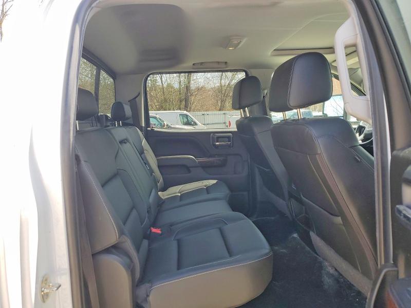 50186366 :رقم المزاد ، 1GT12TEG1JF122418 vin ، 2018 Gmc Sierra مزاد بيع
