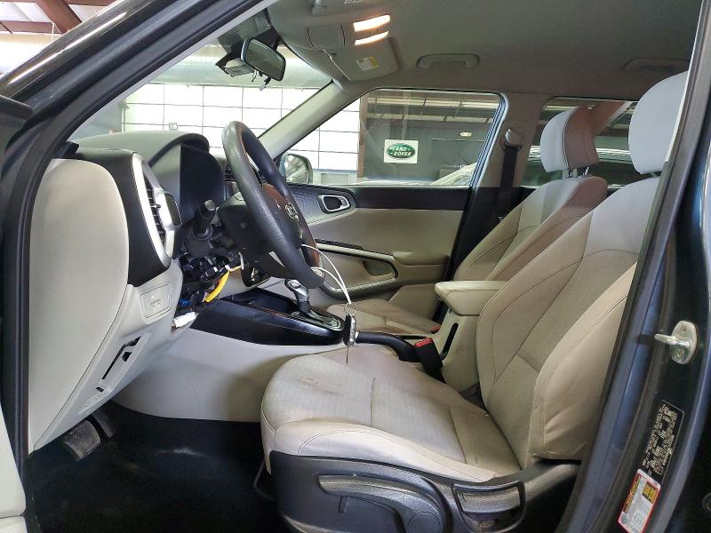 50153596 :رقم المزاد ، KNDJ23AUXL7717230 vin ، 2020 Kia Soul مزاد بيع