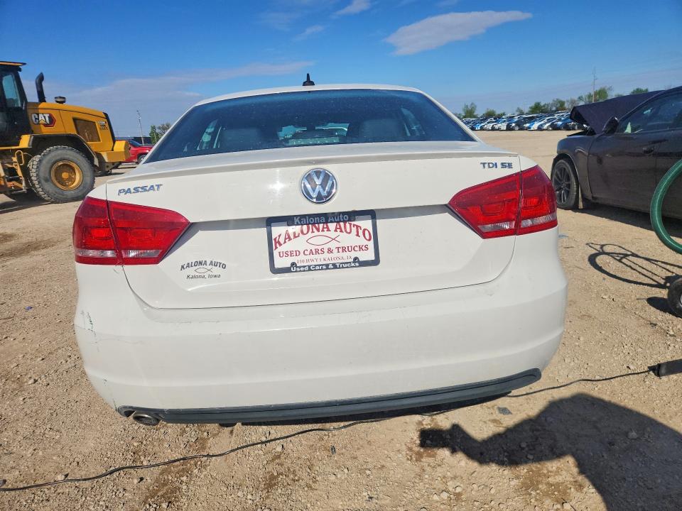 51477816 :رقم المزاد ، 1VWBN7A38EC036498 vin ، 2014 Volkswagen Passat مزاد بيع