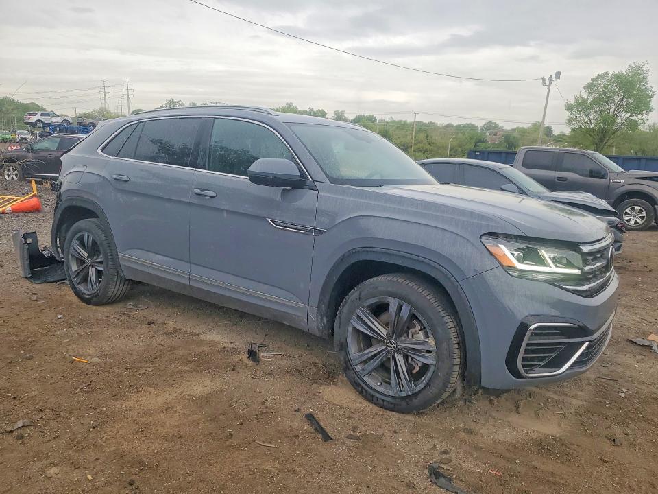 50942216 :رقم المزاد ، 1V2SC2CA7NC217145 vin ، 2022 Volkswagen Atlas Cross مزاد بيع