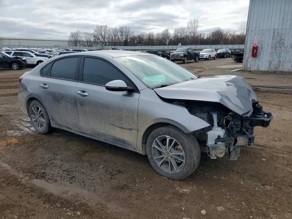 Продажа на аукционе авто 2023 Kia Forte, vin: 3KPF24AD1PE561354, номер лота: 48270226