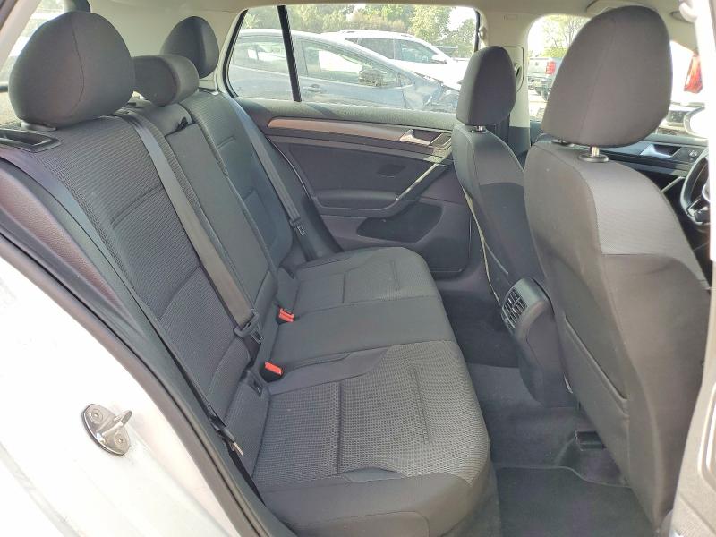 52075906 :رقم المزاد ، WVWKR7AU9JW907241 vin ، 2018 Volkswagen E-golf مزاد بيع