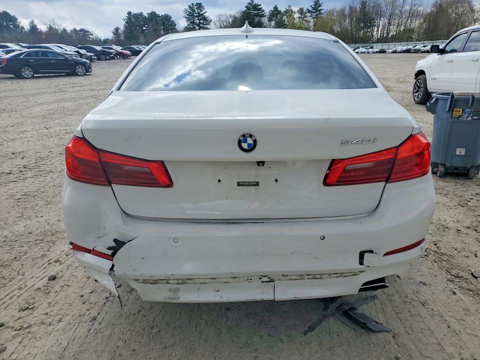 50611656 :رقم المزاد ، WBAJE5C34HG915233 vin ، 2017 Bmw 540 مزاد بيع
