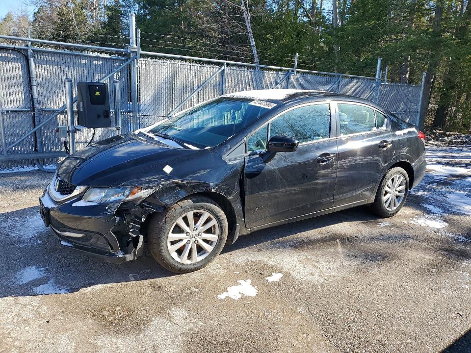 Продаж на аукціоні авто 2015 Honda Civic, vin: 2HGFB2F40FH033709, номер лоту: 47447686