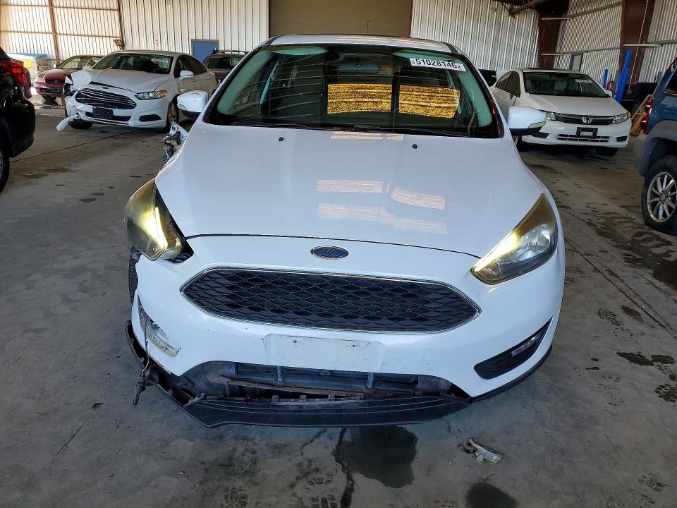 51028146 :رقم المزاد ، 1FADP3M23JL241275 vin ، 2018 Ford Focus مزاد بيع