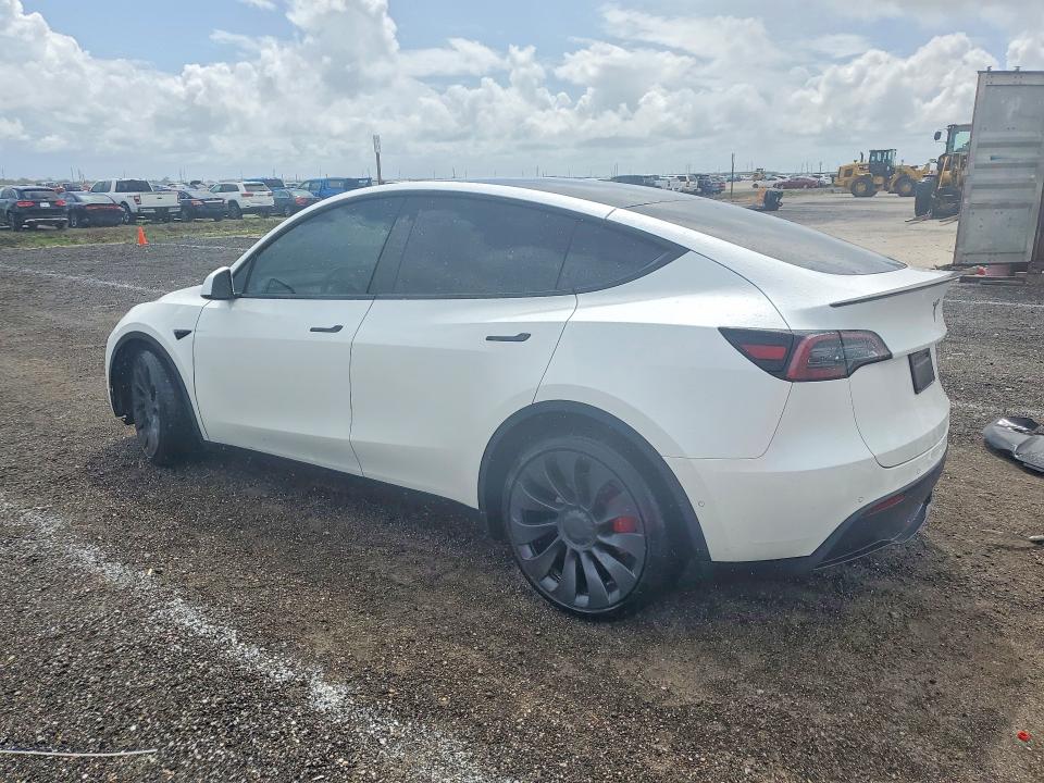 49247366 :رقم المزاد ، 7SAYGDEF6NF459712 vin ، 2022 Tesla Model Y مزاد بيع