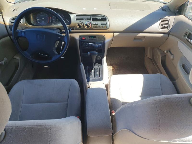 51272956 :رقم المزاد ، 1HGCD568XVA177511 vin ، 1997 Honda Accord مزاد بيع