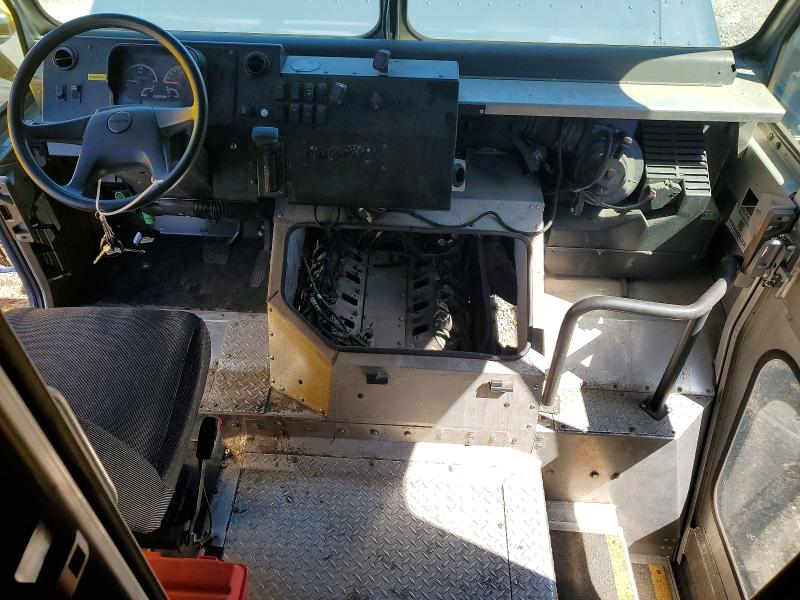 54009946 :رقم المزاد ، 4UZAC2EA5LCLZ6241 vin ، 2020 Freigliner Mt45 Chassis مزاد بيع