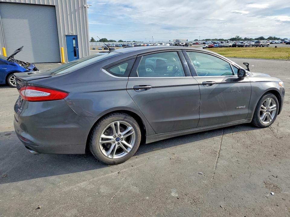 Продажа на аукционе авто 2016 Ford Fusion, vin: 3FA6P0LU4GR351546, номер лота: 50002496
