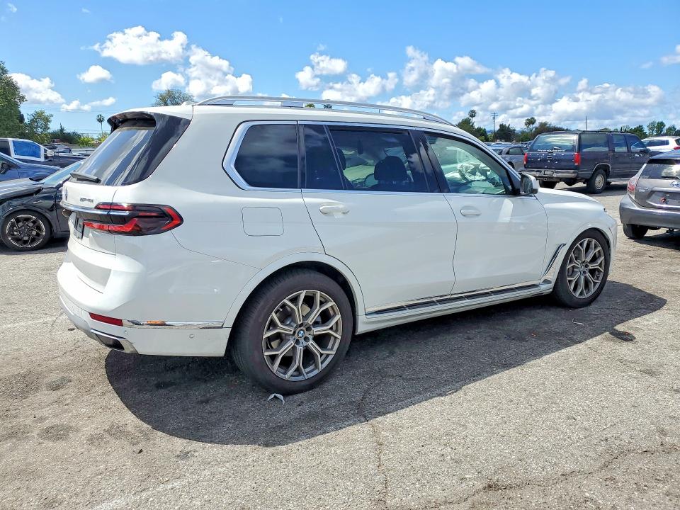 Продажа на аукционе авто 2024 Bmw X7, vin: 5UX23EM00R9T80911, номер лота: 49613246