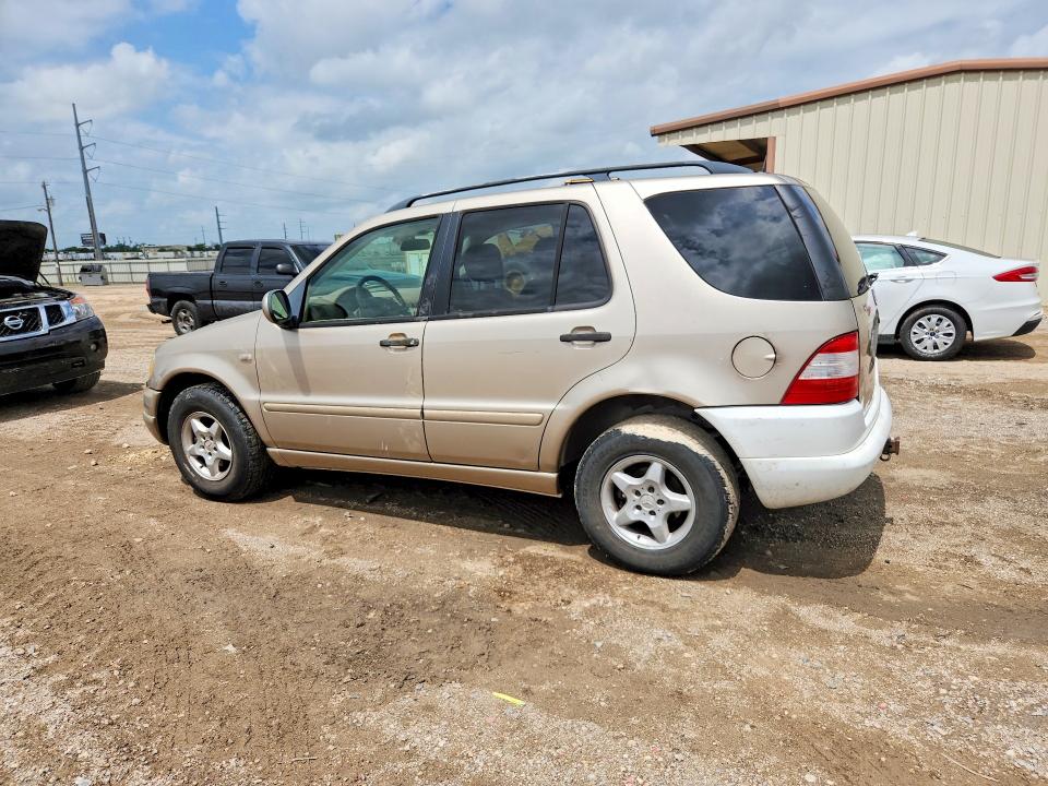 79131835 :رقم المزاد ، 4JGAB54E41A282703 vin ، 2001 Mercedes-benz Ml مزاد بيع