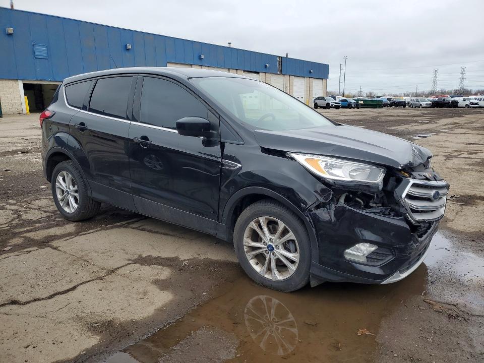 Auction sale of the 2019 Ford Escape, vin: 1FMCU0GDXKUB99771, lot number: 48260926