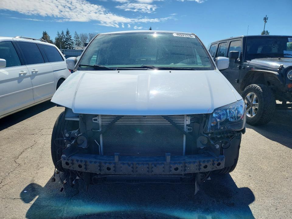 2016 Dodge Grand Caravan მანქანა იყიდება აუქციონზე, vin: 2C4RDGBG9GR315135, აუქციონის ნომერი: 48531776