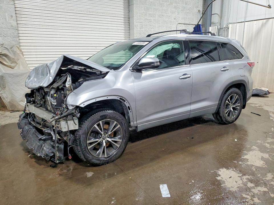 51800386 :رقم المزاد ، 5TDJKRFH1GS504077 vin ، 2016 Toyota Highlander مزاد بيع