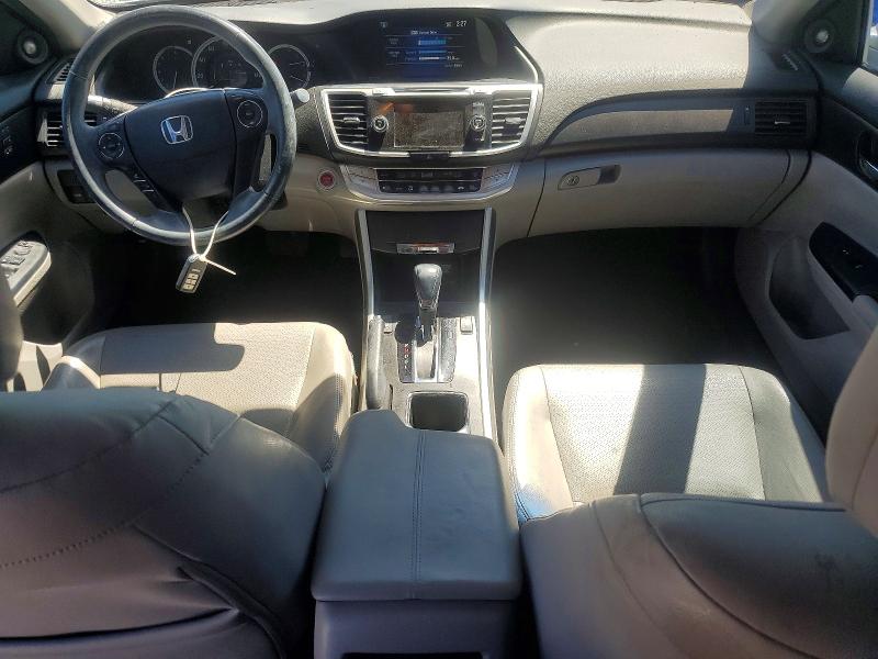 2015 Honda Accord მანქანა იყიდება აუქციონზე, vin: 1HGCR2F82FA070972, აუქციონის ნომერი: 49028156