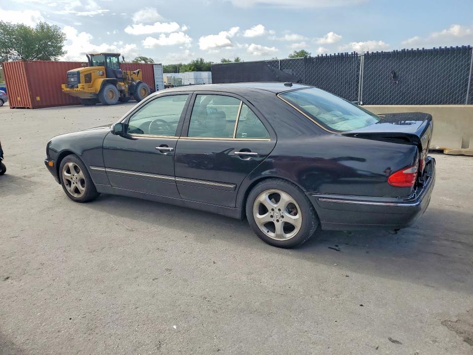 51661196 :رقم المزاد ، WDBJF82J22X069921 vin ، 2002 Mercedes-benz E مزاد بيع
