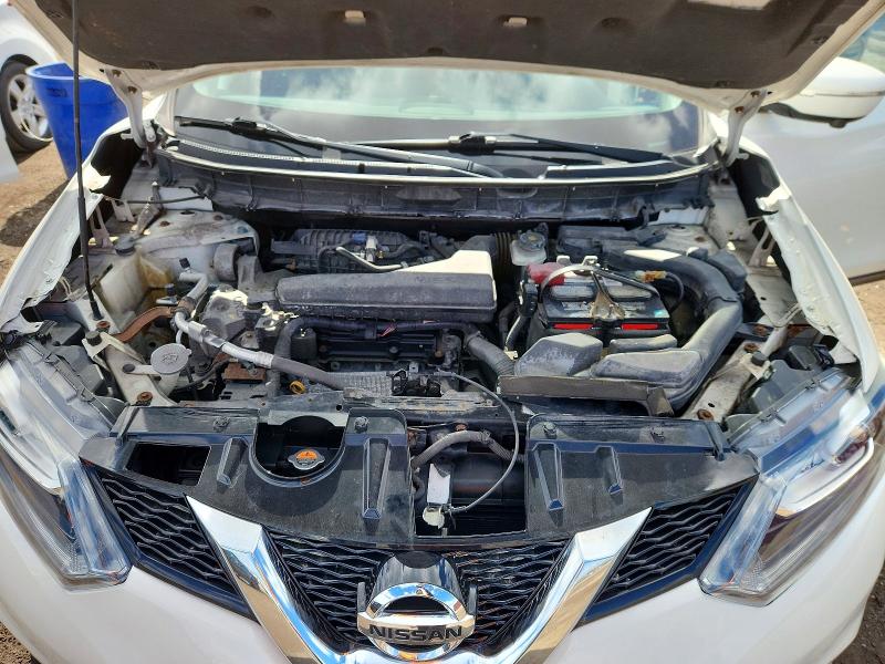 2015 Nissan Rogue მანქანა იყიდება აუქციონზე, vin: 5N1AT2MV8FC920586, აუქციონის ნომერი: 51544206
