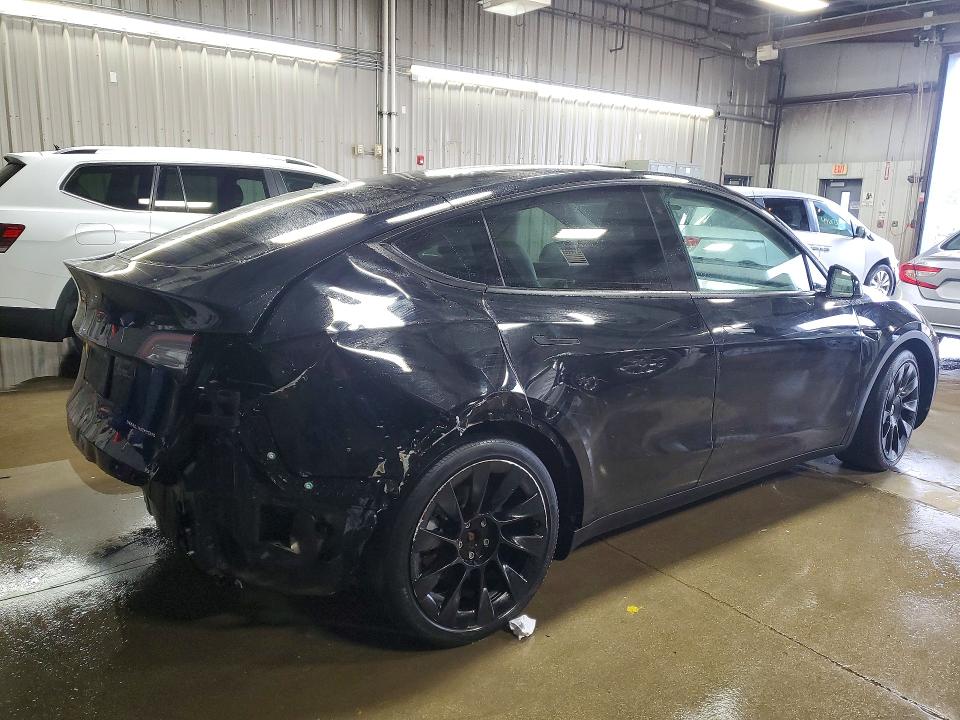 Продажа на аукционе авто 2021 Tesla Model Y, vin: 5YJYGAEE4MF247151, номер лота: 49468686