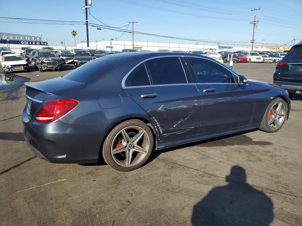 49162126 :رقم المزاد ، 55SWF4JB9FU088880 vin ، 2015 Mercedes-benz C مزاد بيع