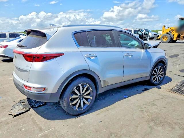 2018 Kia Sportage მანქანა იყიდება აუქციონზე, vin: KNDPN3AC1J7401558, აუქციონის ნომერი: 48754786