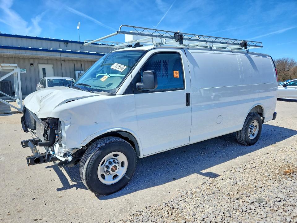 79126575 :رقم المزاد ، 1GTW7AF77S1169669 vin ، 2025 Gmc Savana مزاد بيع