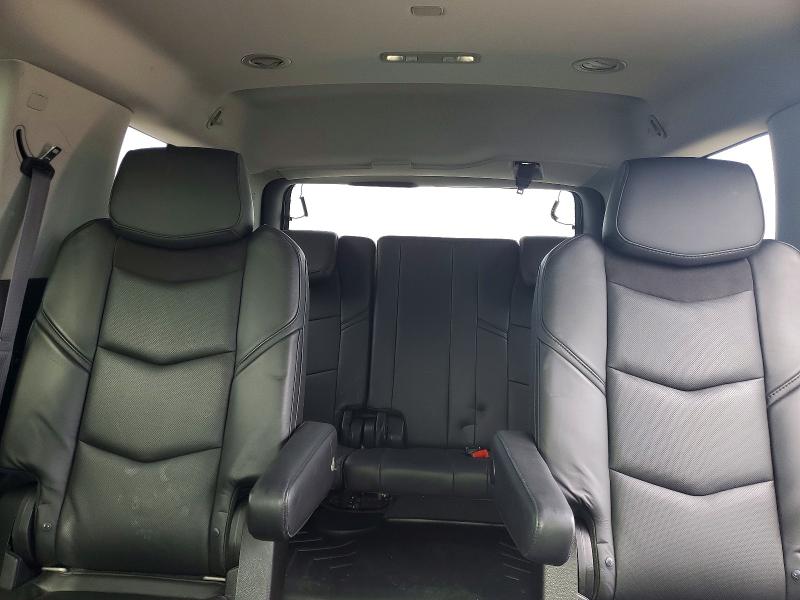 50617416 :رقم المزاد ، 1GYS4BKJ2FR246576 vin ، 2015 Cadillac Escalade مزاد بيع