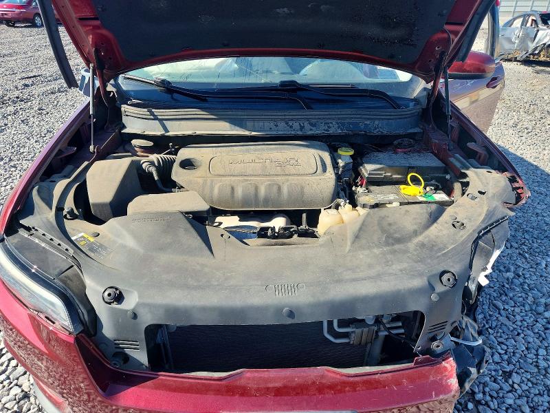 50176686 :رقم المزاد ، 1C4PJLCB3KD247017 vin ، 2019 Jeep Cherokee مزاد بيع
