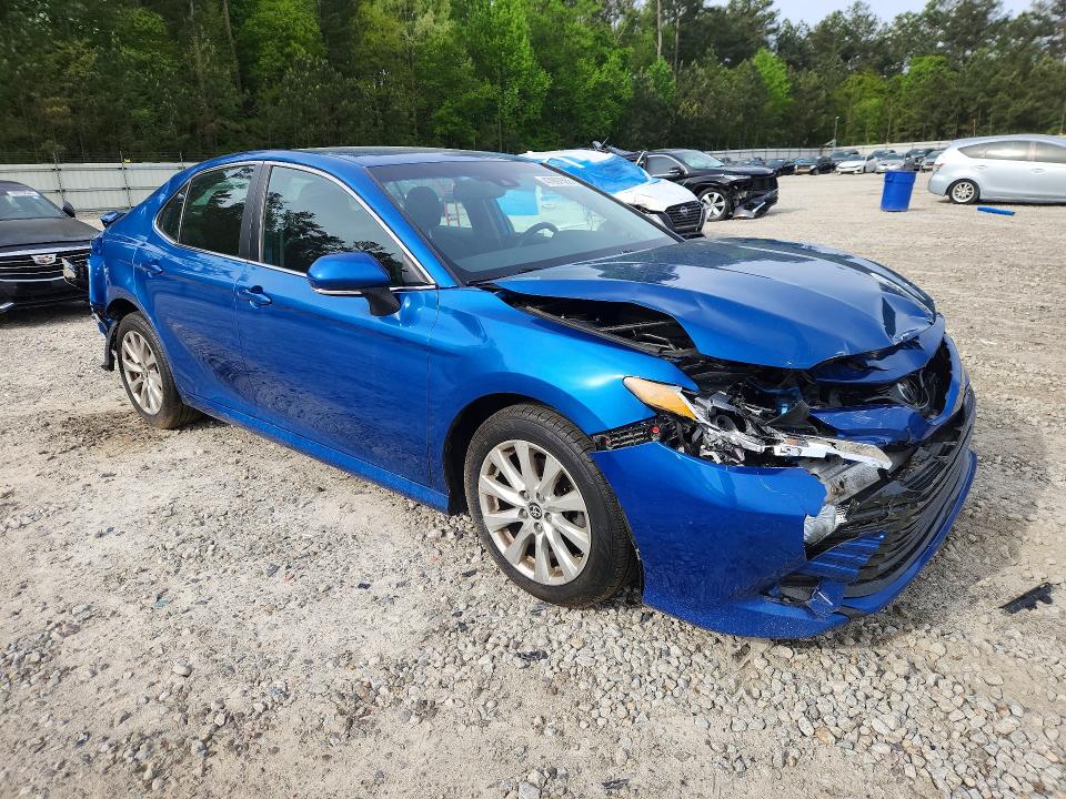 2020 Toyota Camry მანქანა იყიდება აუქციონზე, vin: 4T1L11BK7LU017840, აუქციონის ნომერი: 47997586
