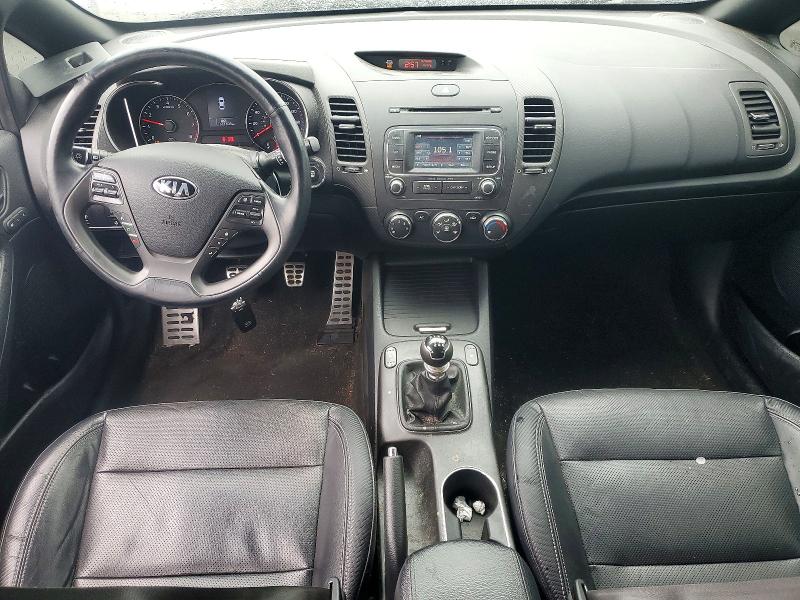 2015 Kia Forte მანქანა იყიდება აუქციონზე, vin: KNAFZ5A36F5285902, აუქციონის ნომერი: 49773756