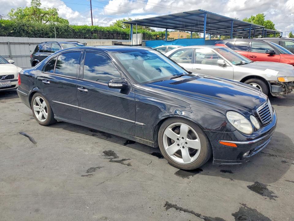 Продажа на аукционе авто 2003 Mercedes-benz E, vin: WDBUF70J13A279277, номер лота: 49623356