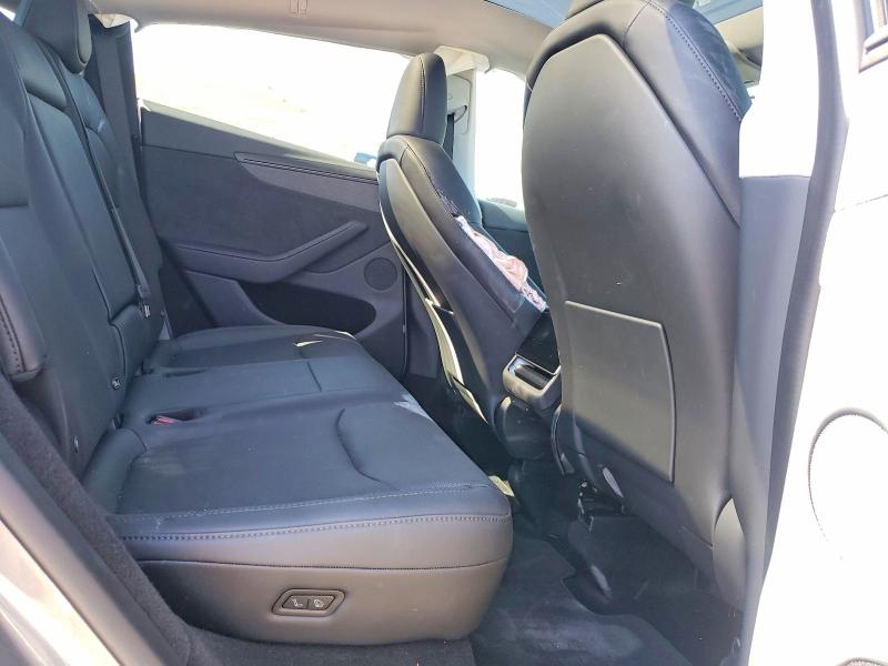 50486186 :رقم المزاد ، 7SAYGDEE8TF461482 vin ، 2026 Tesla Model Y مزاد بيع