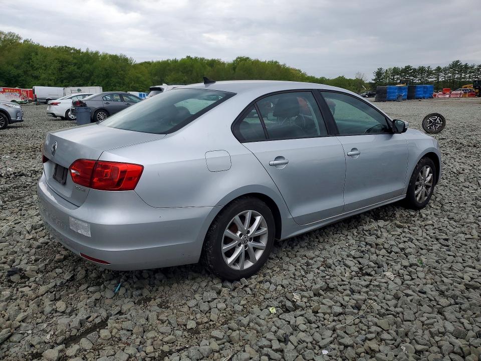 51760816 :رقم المزاد ، 3VWDP7AJ2CM349818 vin ، 2012 Volkswagen Jetta مزاد بيع