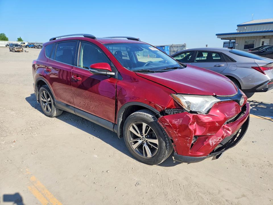 Продажа на аукционе авто 2018 Toyota Rav4, vin: JTMWFREV7JD121233, номер лота: 50782606