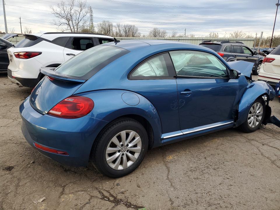 2019 Volkswagen Beetle მანქანა იყიდება აუქციონზე, vin: 3VWFD7AT8KM719672, აუქციონის ნომერი: 50446546