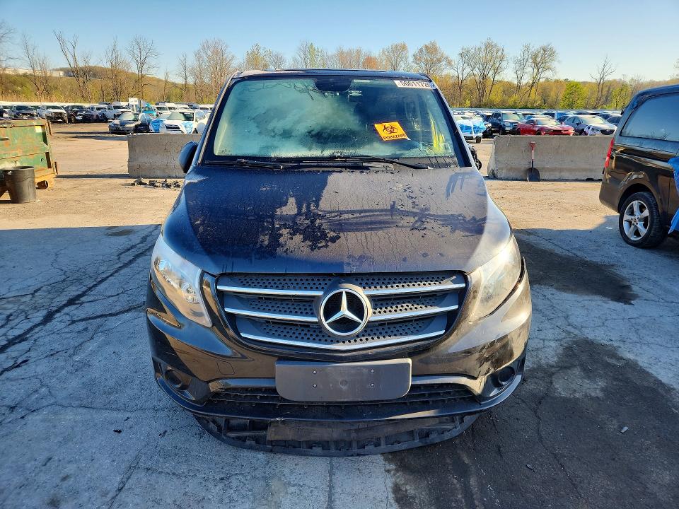 50611726 :رقم المزاد ، WD4PG2EE2J3403283 vin ، 2018 Mercedes Benz Metris مزاد بيع