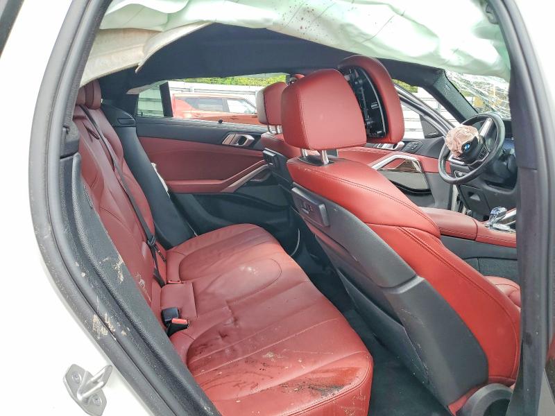 49544696 :رقم المزاد ، 5UXCY8C02M9F23278 vin ، 2021 Bmw X6 مزاد بيع