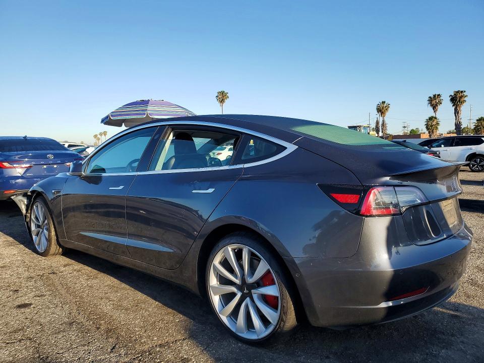 Продажа на аукционе авто 2019 Tesla Model 3, vin: 5YJ3E1EB3KF368000, номер лота: 49829966