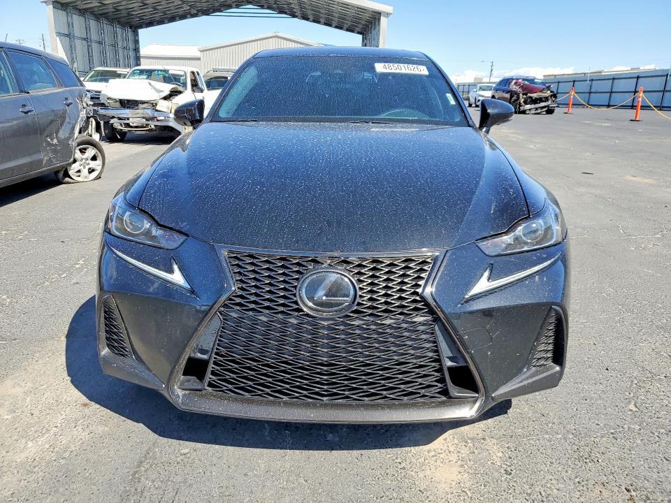 48501626 :رقم المزاد ، JTHGA1D29L5105350 vin ، 2020 Lexus Is 300 مزاد بيع