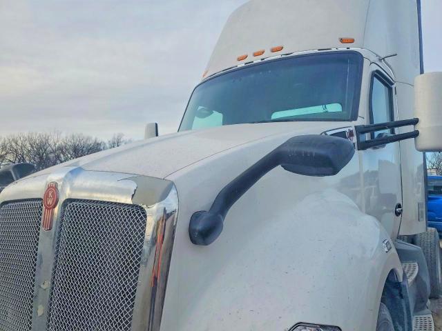 Продажа на аукционе авто 2016 Kenworth T680, vin: 1XKYA48X2GJ124840, номер лота: 77498025