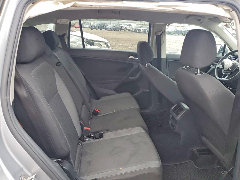 Продажа на аукционе авто 2020 Volkswagen Tiguan, vin: 3VV0B7AX1LM118799, номер лота: 51663176
