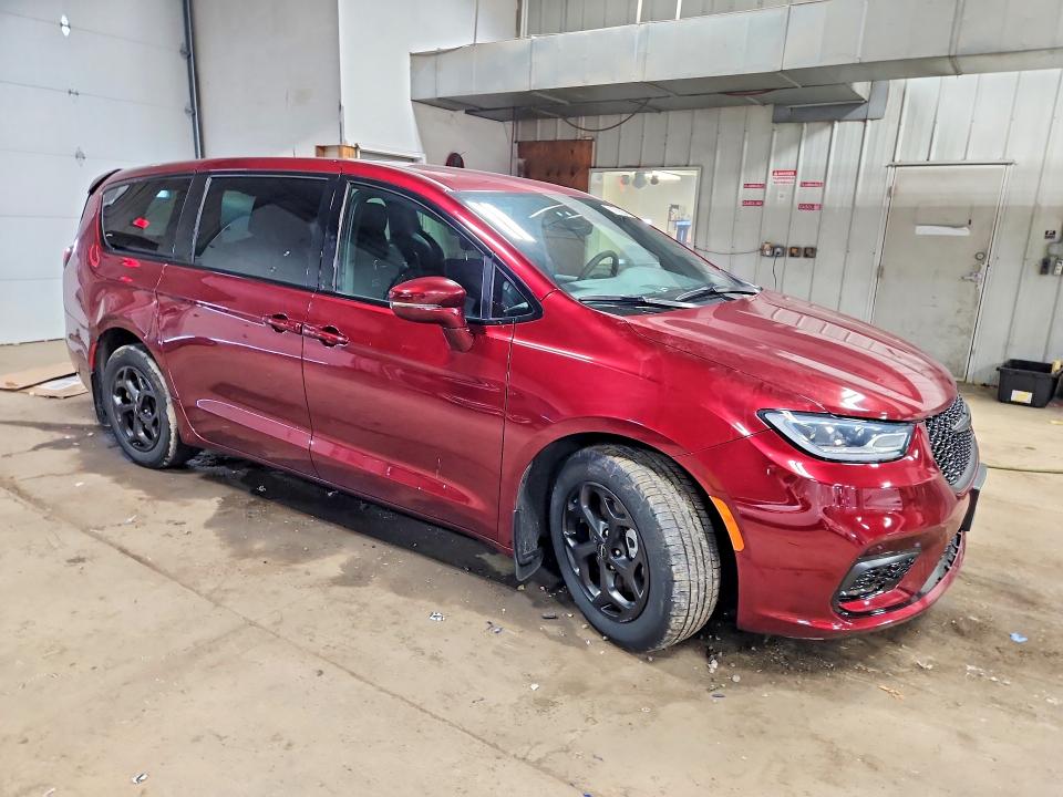 47995346 :رقم المزاد ، 2C4RC1L71NR220760 vin ، 2022 Chrysler Pacifica مزاد بيع