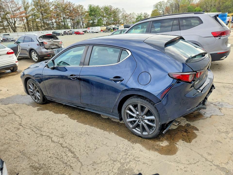50128656 :رقم المزاد ، JM1BPAKL4M1327230 vin ، 2021 Mazda 3 مزاد بيع